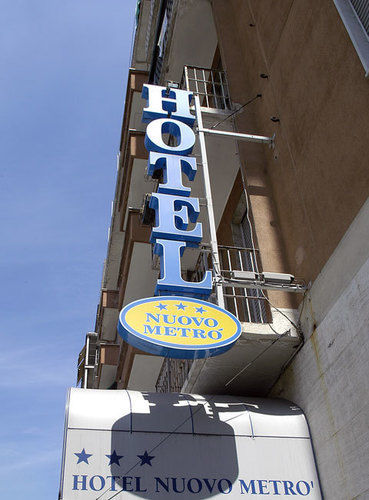 מילאנו Hotel Nuovo Metro מראה חיצוני תמונה